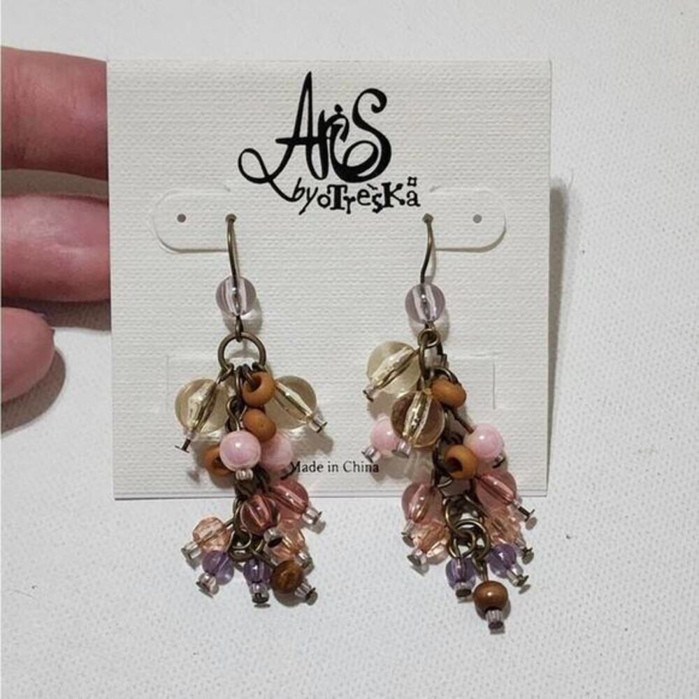 TRESKA beaded‎ dangle earrings new!!